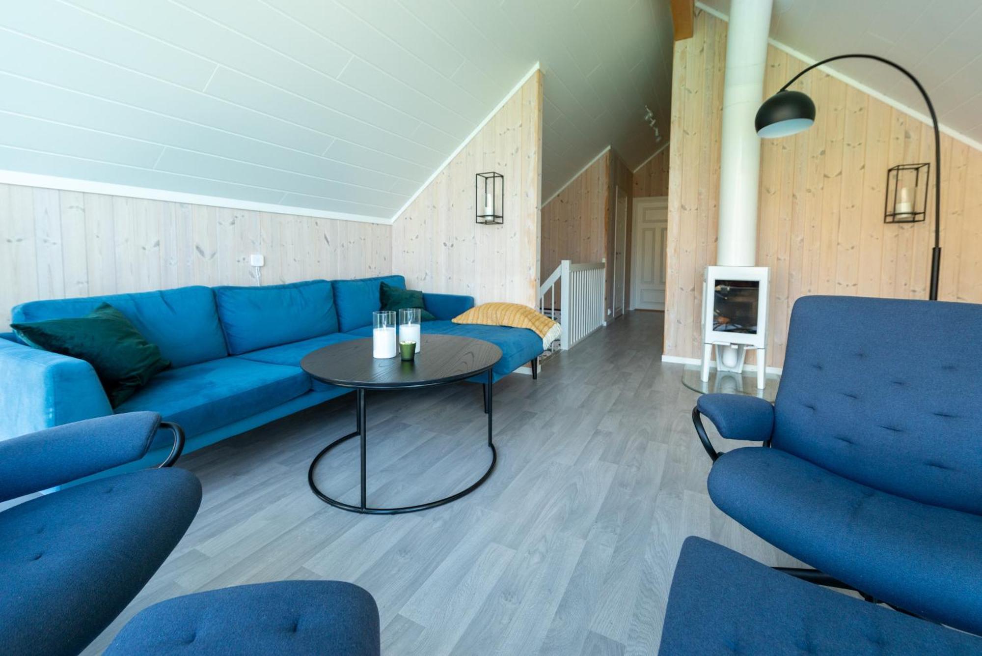 Lofoten Waterfront Luxury Lodge Ballstad Exterior photo